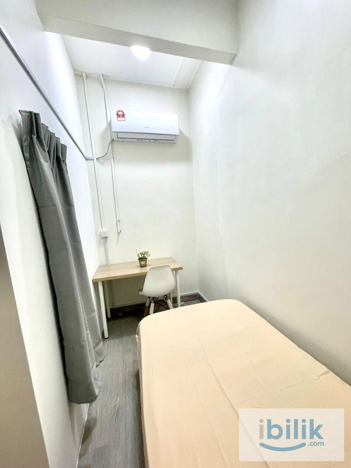 Cozy Single AC Room @ Seapark - Image 1