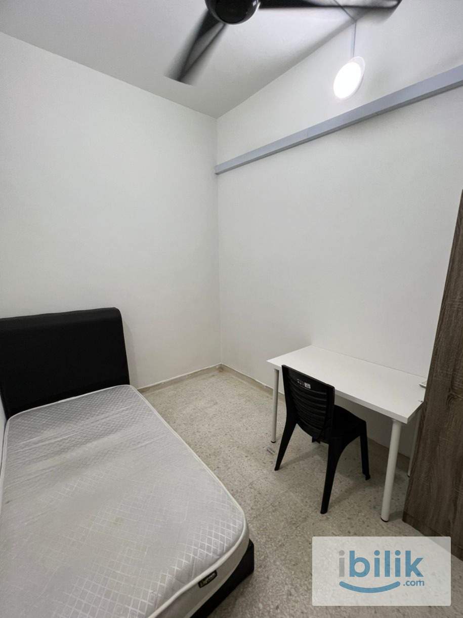 Single AC Room @ SS2 , Petaling Jaya - Image 1