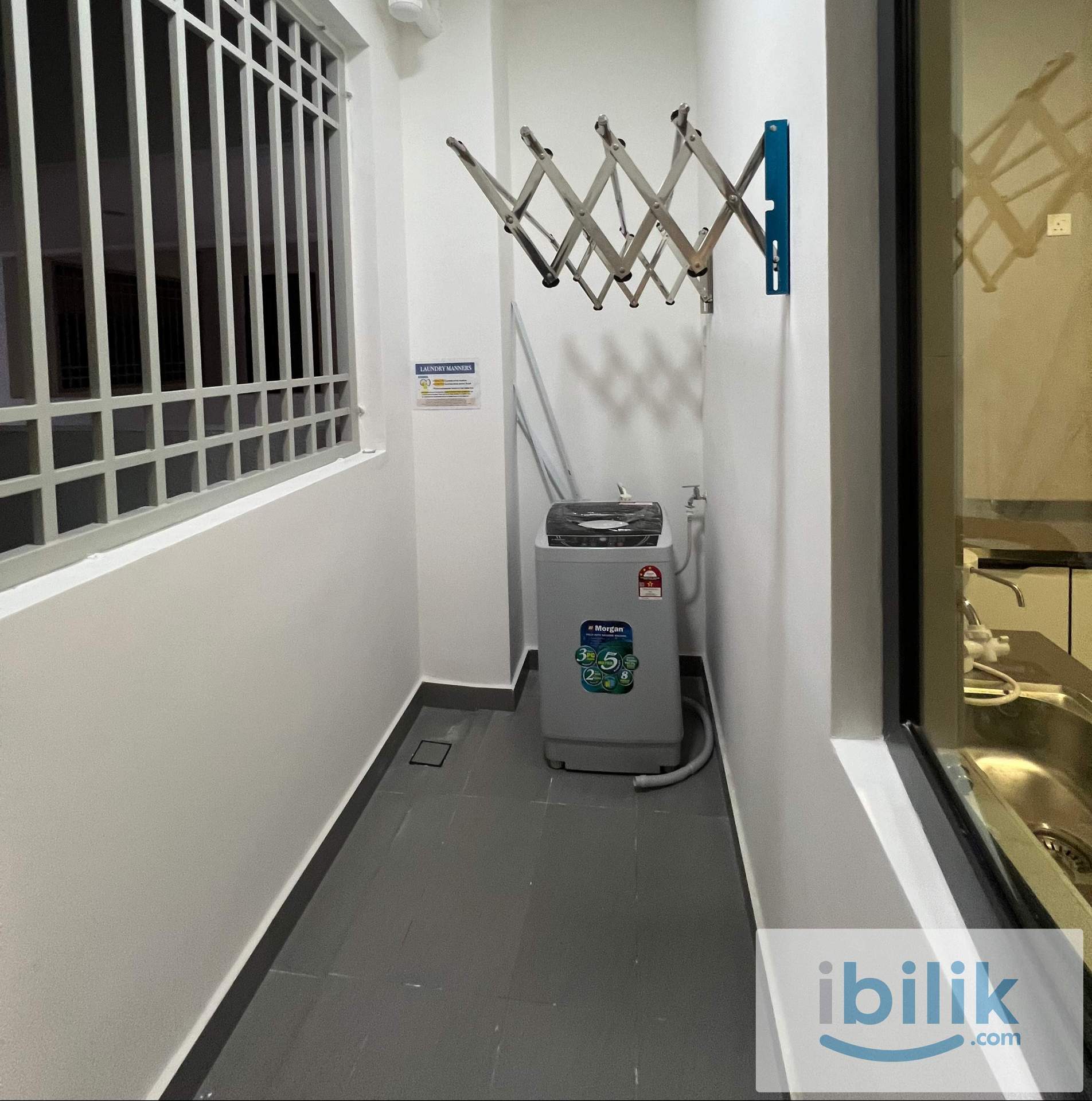 Middle AC Room @ Verando Residence  - Image 2