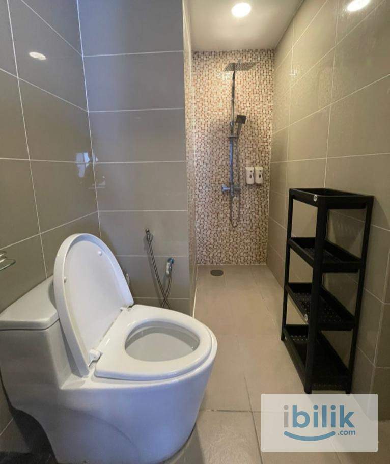 Single Ac Room @ D'latour , near Taylor's Lakeside - Image 2