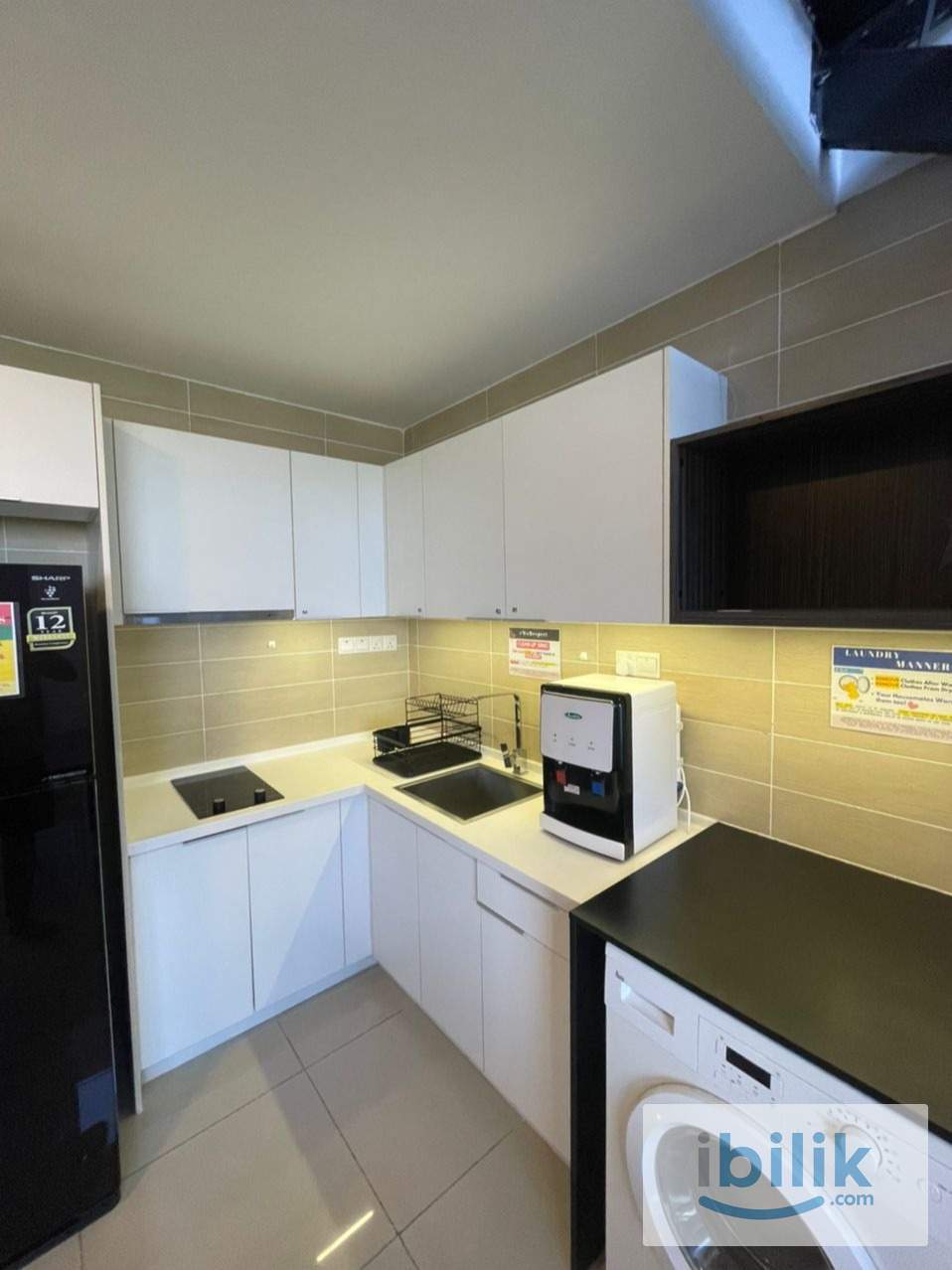 Single Ac Room @ D'latour , near Taylor's Lakeside - Image 4