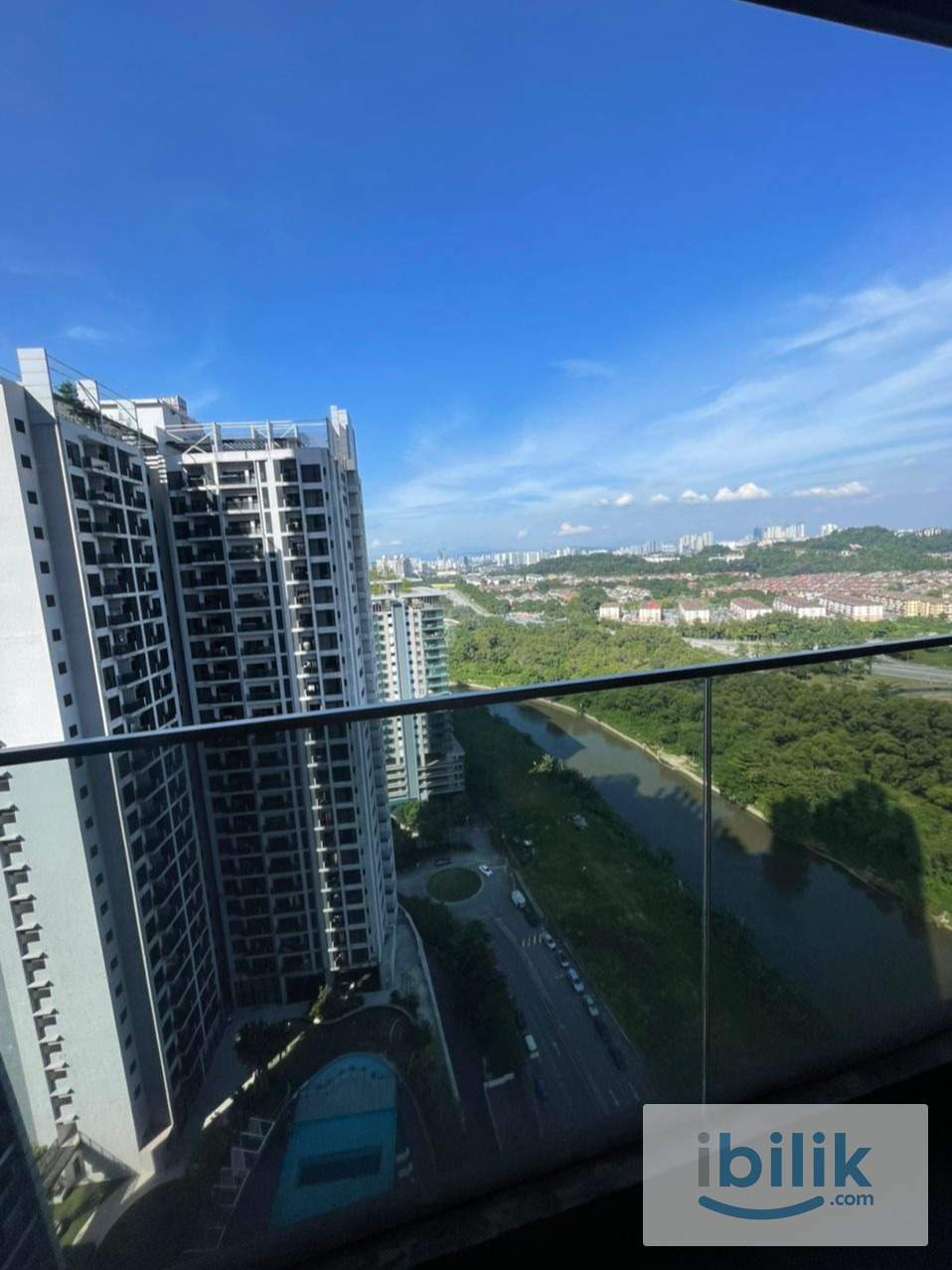 Single Ac Room @ D'latour , near Taylor's Lakeside - Image 5