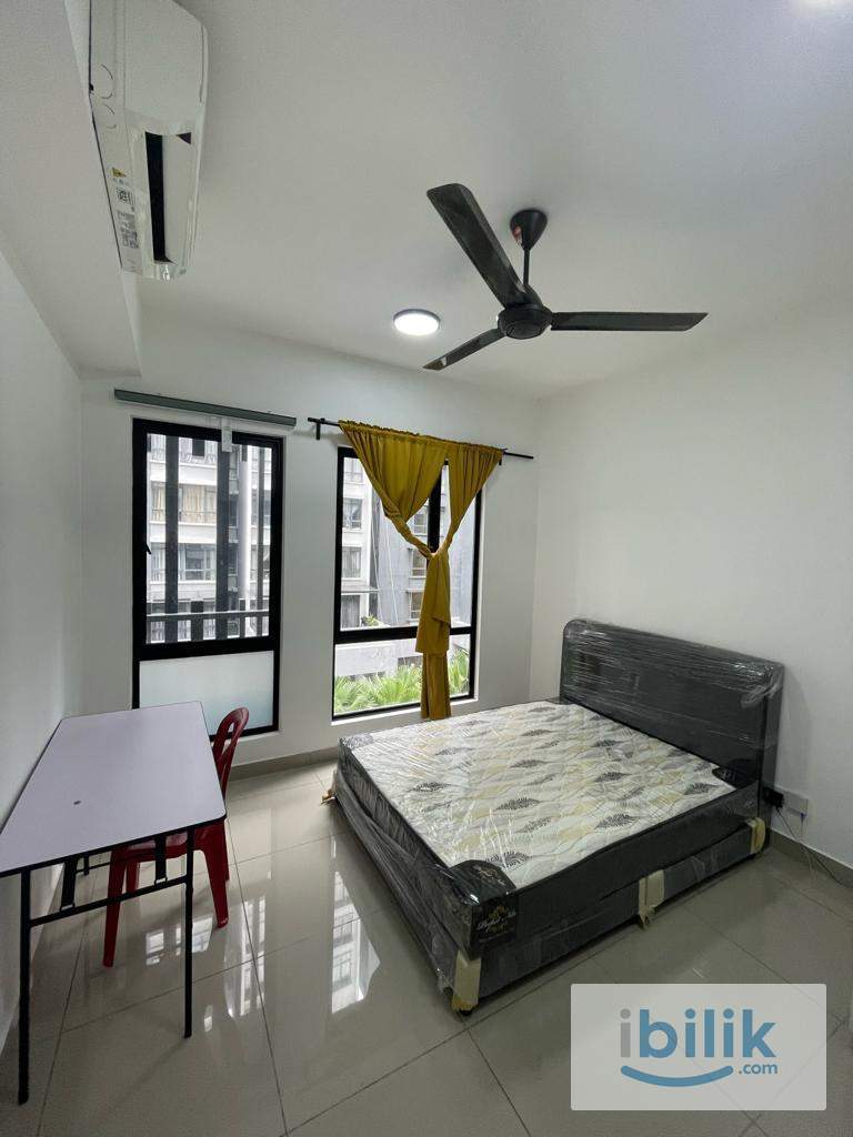 Medium AC Room @ Urbano Utropolis - Image 1