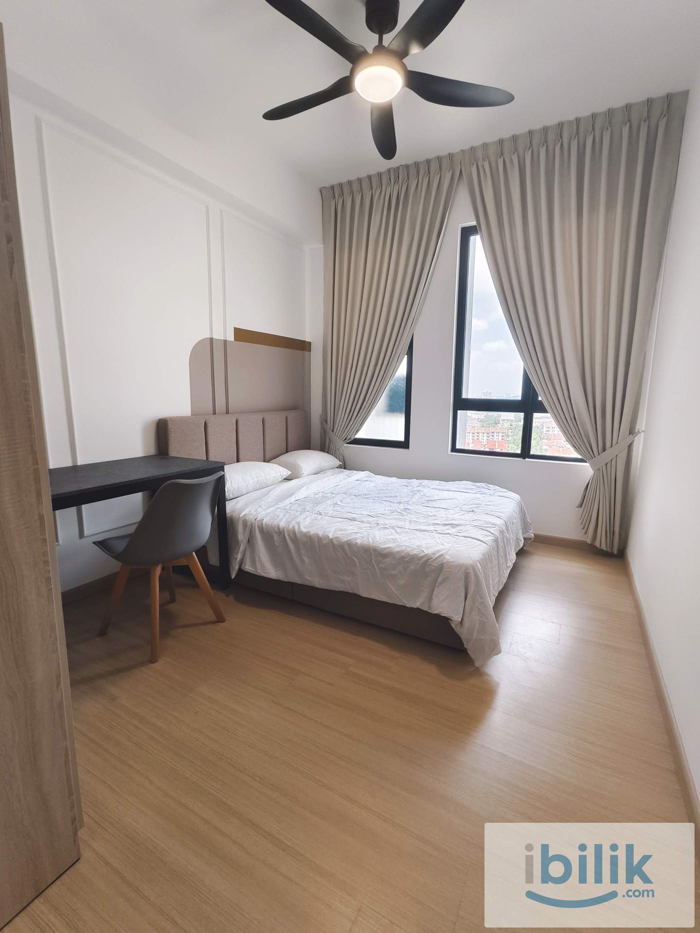 You City | Middle Room | Fully Furnished | Next to MRT Suntex - Image 1
