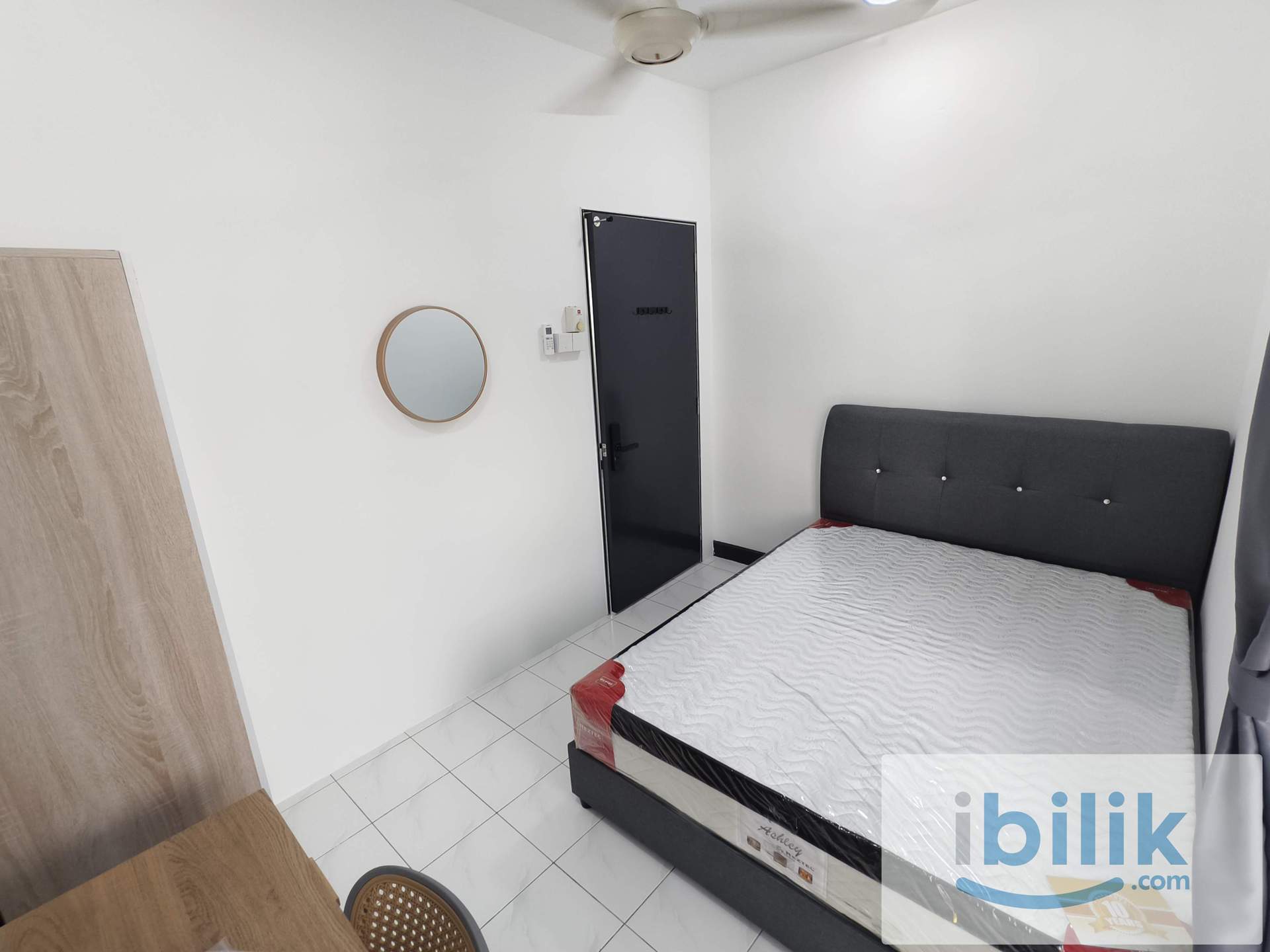 ⚡ 𝐃'𝐀𝐌𝐀𝐍 𝐂𝐑𝐈𝐌𝐒𝐎𝐍 . Middle Room . Fully Furnished Ready Move In - Image 2