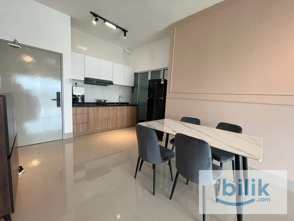 🏙️ Razak City @ Sungai Besi . Middle Room . Ready Move In  - Image 4