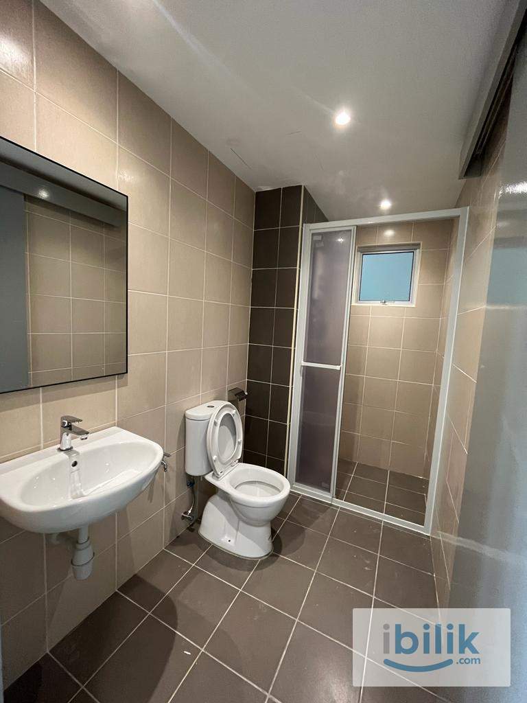 🏙️ Razak City @ Sungai Besi . Middle Room . Ready Move In  - Image 5