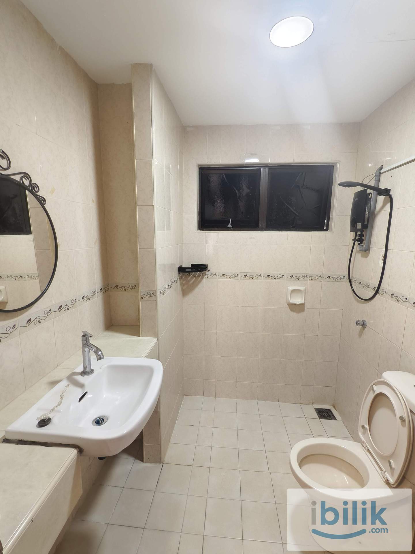 𝐏𝐞𝐥𝐚𝐧𝐠𝐢 𝐔𝐭𝐚𝐦𝐚 @ 𝐁𝐚𝐧𝐝𝐚𝐫 𝐔𝐭𝐚𝐦𝐚 | Master Room Ready Move In . Near One Utama - Image 3
