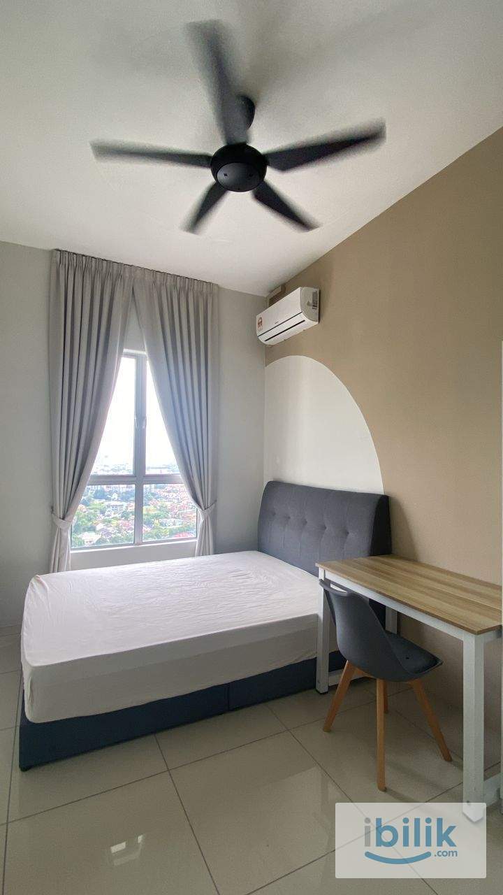 𝐏𝐋𝐀𝐓𝐈𝐍𝐔𝐌 𝐎𝐔𝐆 @ 𝐁𝐮𝐤𝐢𝐭 𝐎𝐔𝐆 Middle Room | Near LRT Muhibbah - Image 1