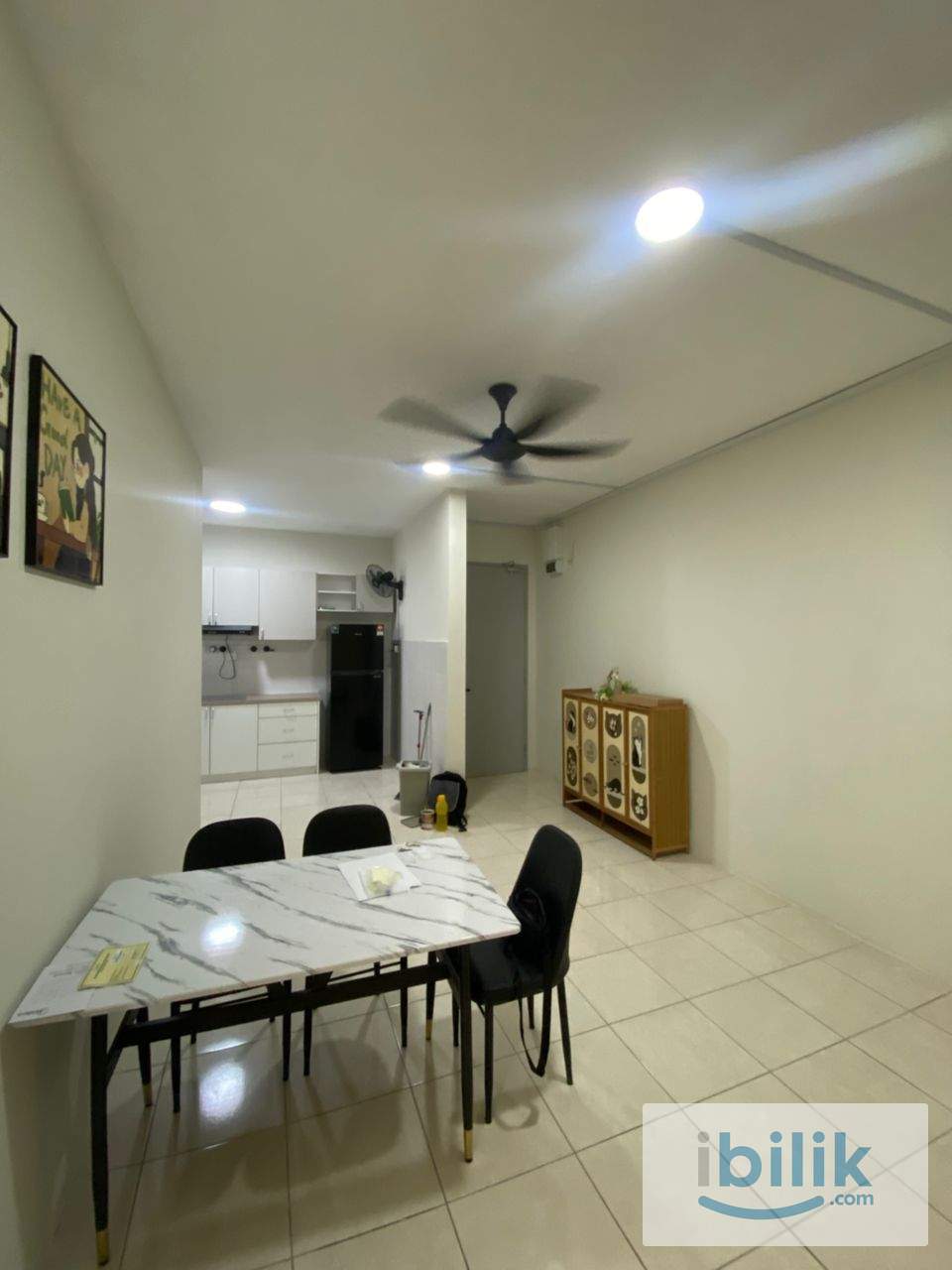 𝐏𝐋𝐀𝐓𝐈𝐍𝐔𝐌 𝐎𝐔𝐆 Middle Room . Near LRT Muhibbah - Image 4