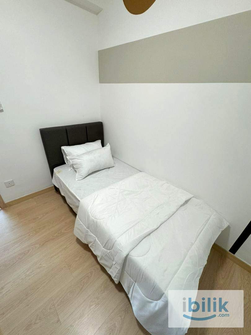 𝐀𝐫𝐚𝐝𝐢𝐚 𝐑𝐞𝐬𝐢𝐝𝐞𝐧𝐜𝐞 | Single Room . 7min to KTM Taman Wahyu - Image 1