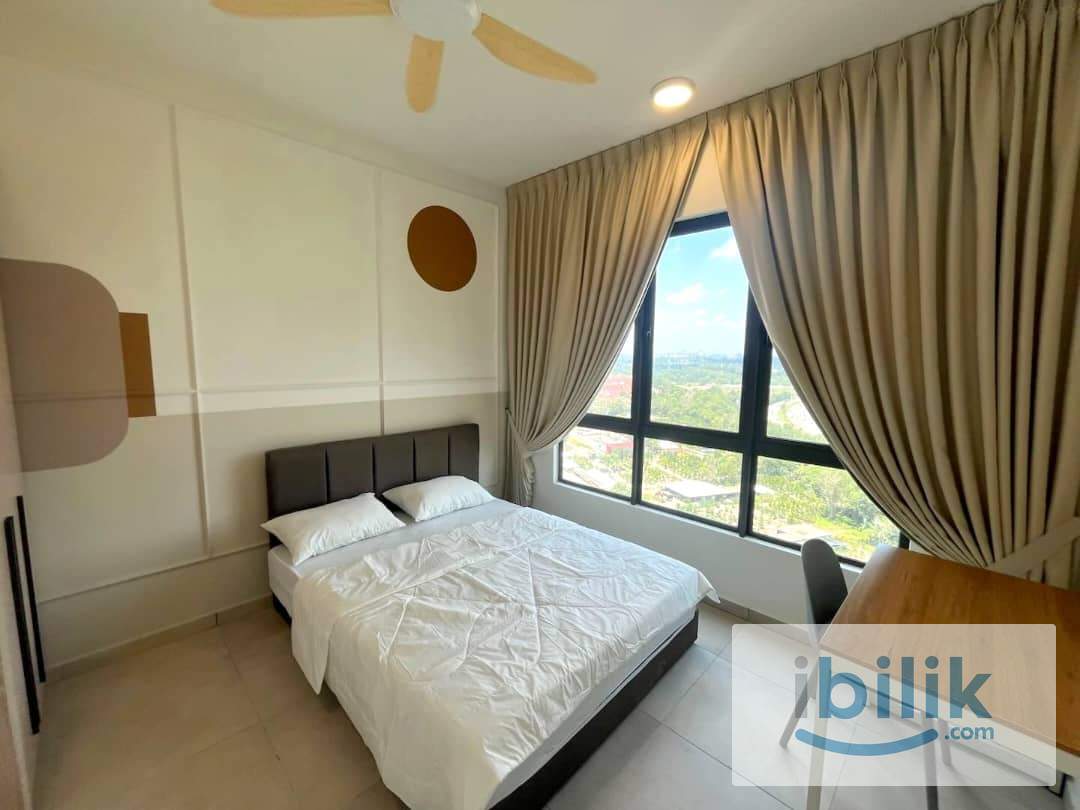 𝐌𝐞𝐭𝐚 𝐑𝐞𝐬𝐢𝐝𝐞𝐧𝐜𝐞 Middle Room Ready Move In - Image 1