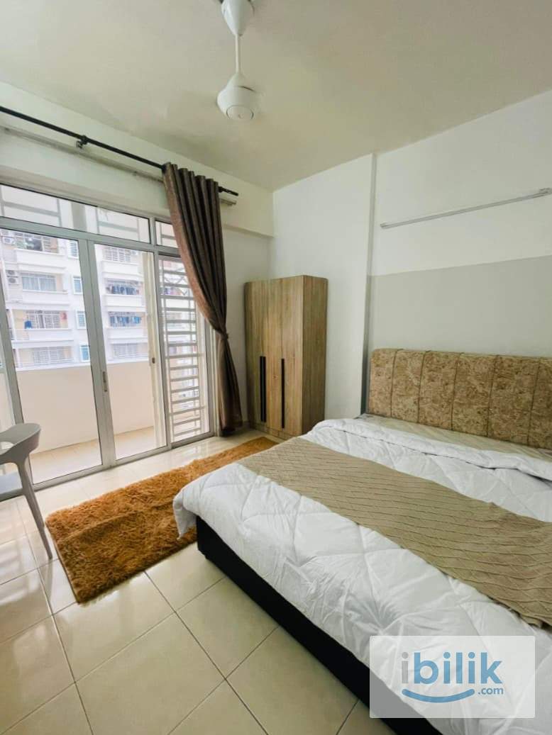 Balcony Room - Image 1