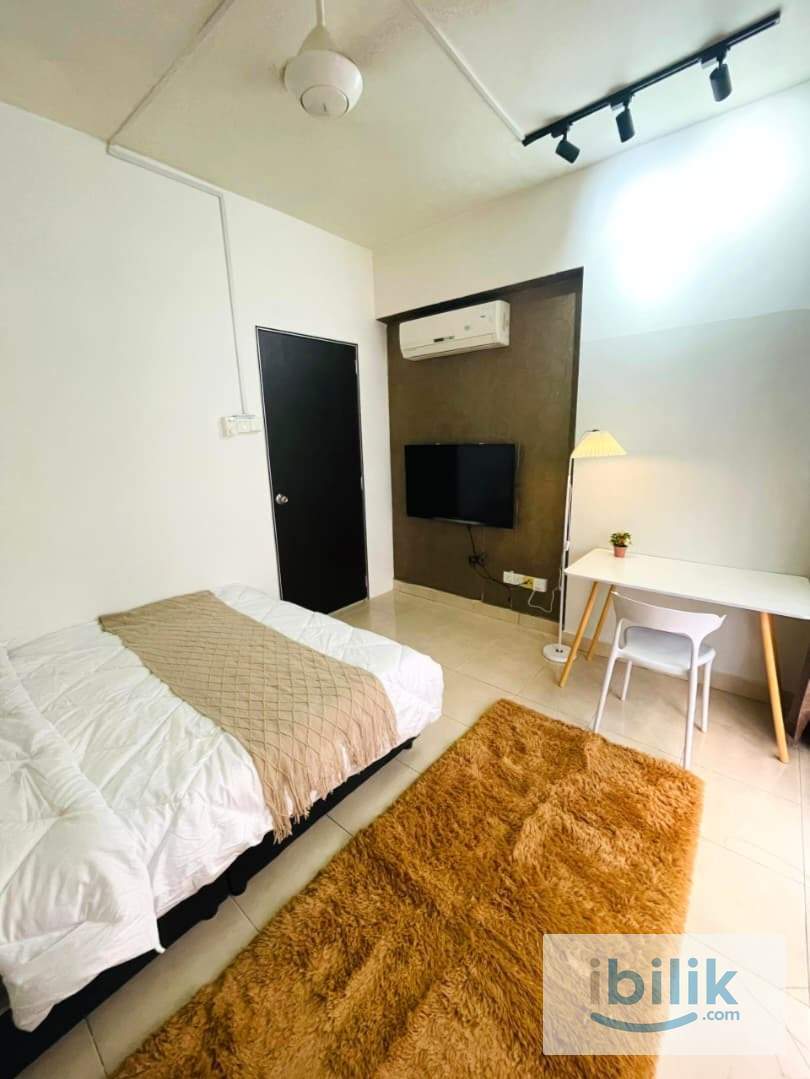Balcony Room - Image 2