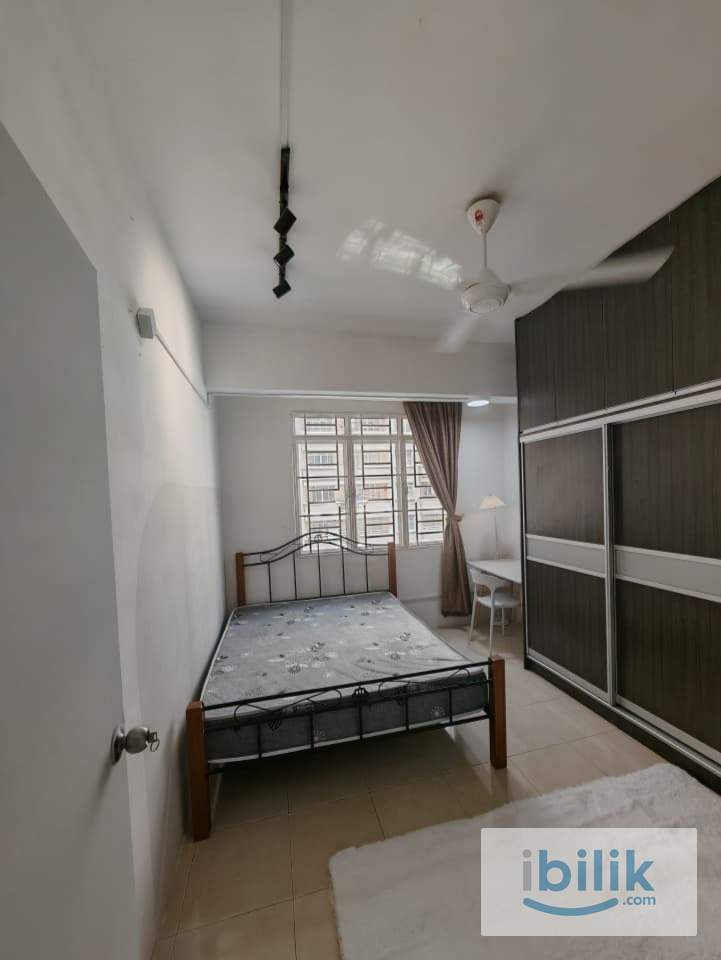 Medium Room - Image 2