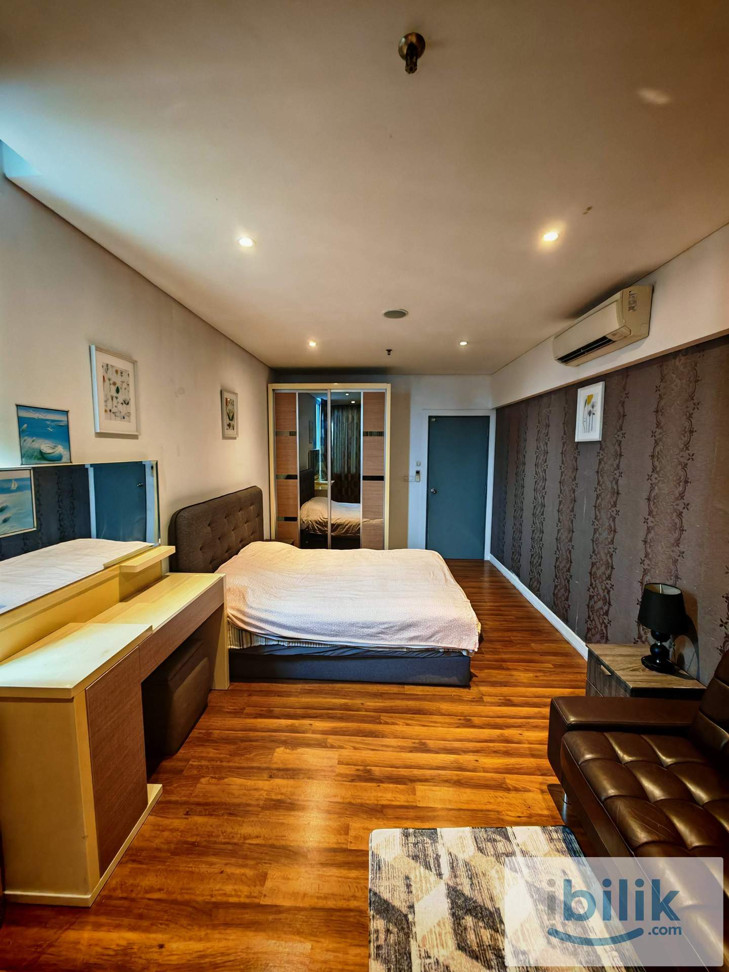 KLCC room rental - Image 1