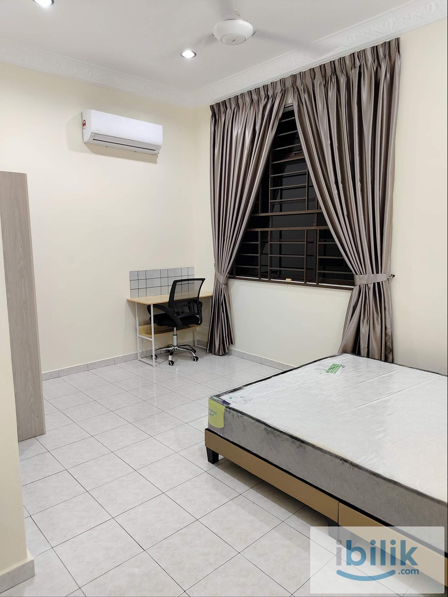 Kulim Hitech Area Female Unit Room For Rent - Image 2