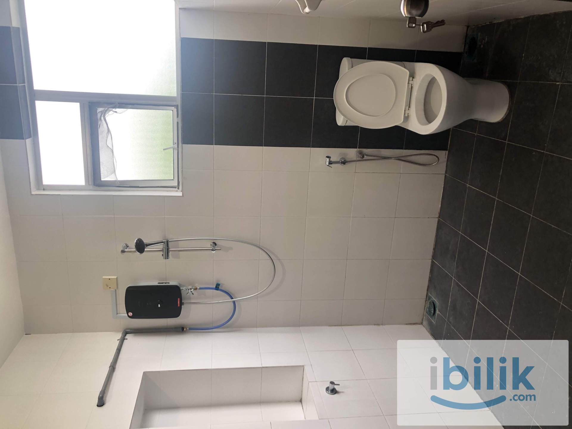 ⭐️ Single Room Fully Furnished @ SUBANG 2 Landed,5 mins to Help Uni - Image 10
