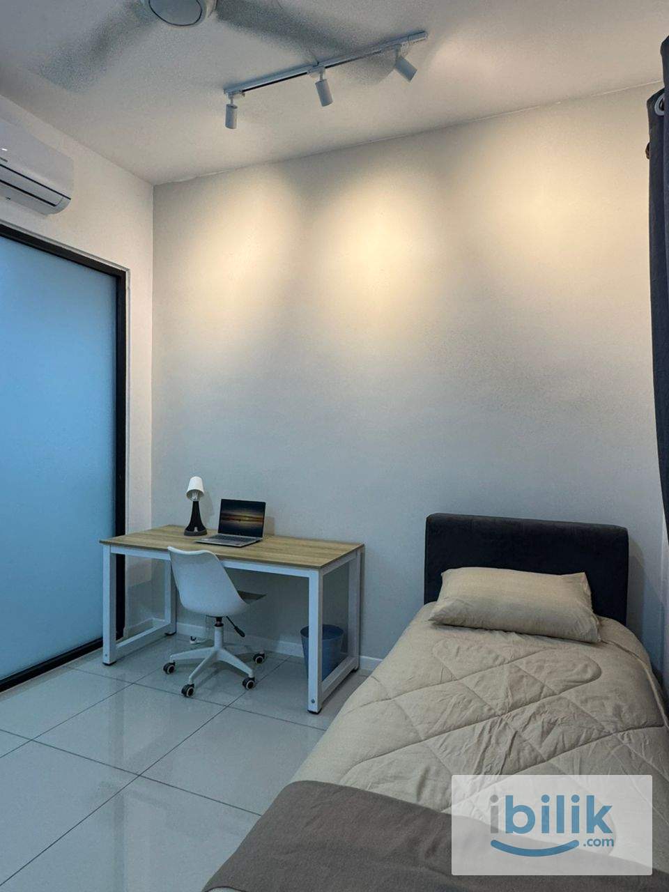 🔥 Master Room (female only) — Near HELP University & MRT Kwasa Sentral Access! 🔥 - Image 5