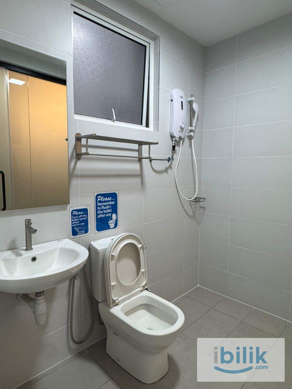 🔥 Master Room (female only) — Near HELP University & MRT Kwasa Sentral Access! 🔥 - Image 7