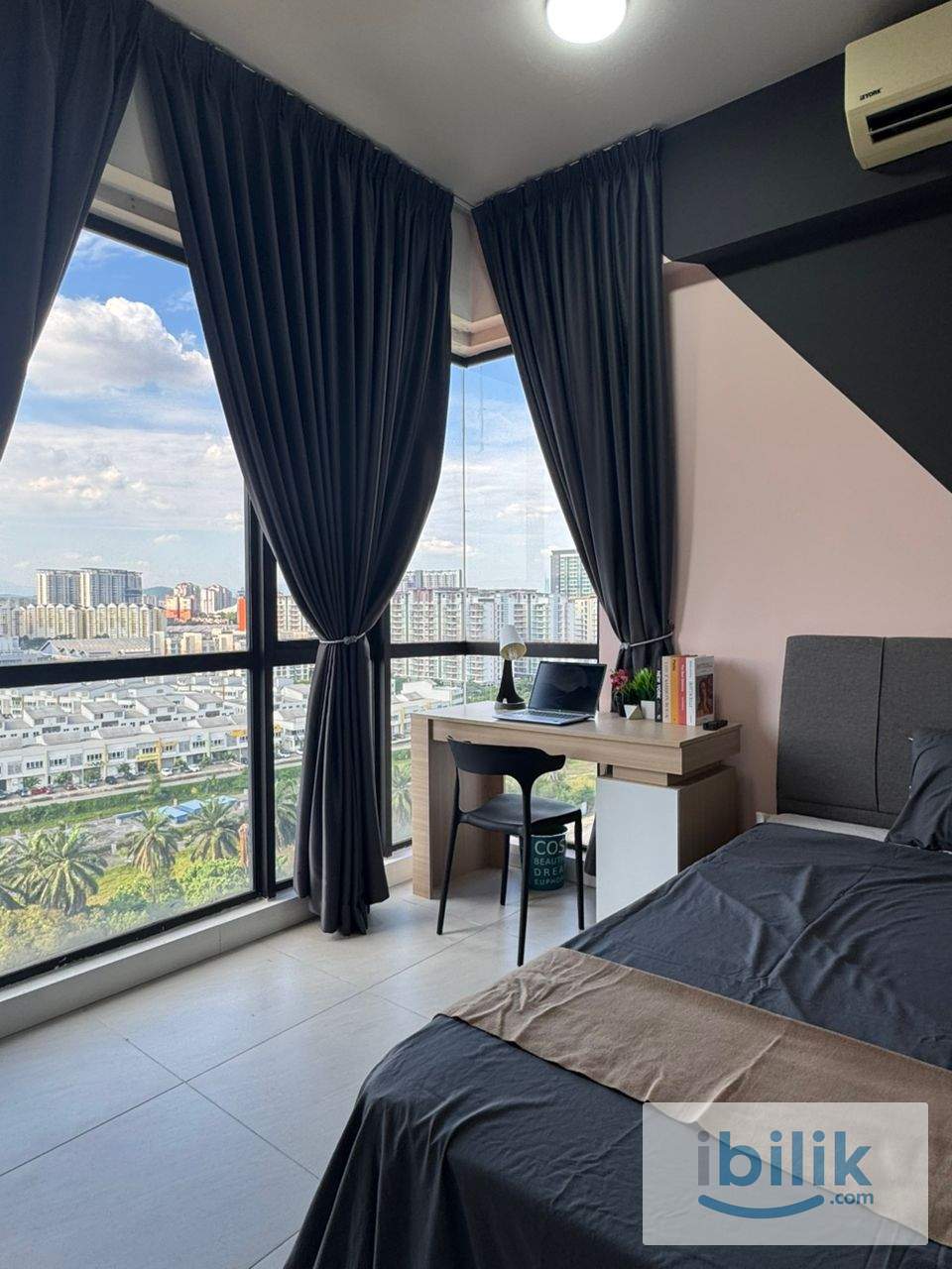 🏢 Medium Room for Rent @ Nova Saujana, Subang - Image 1