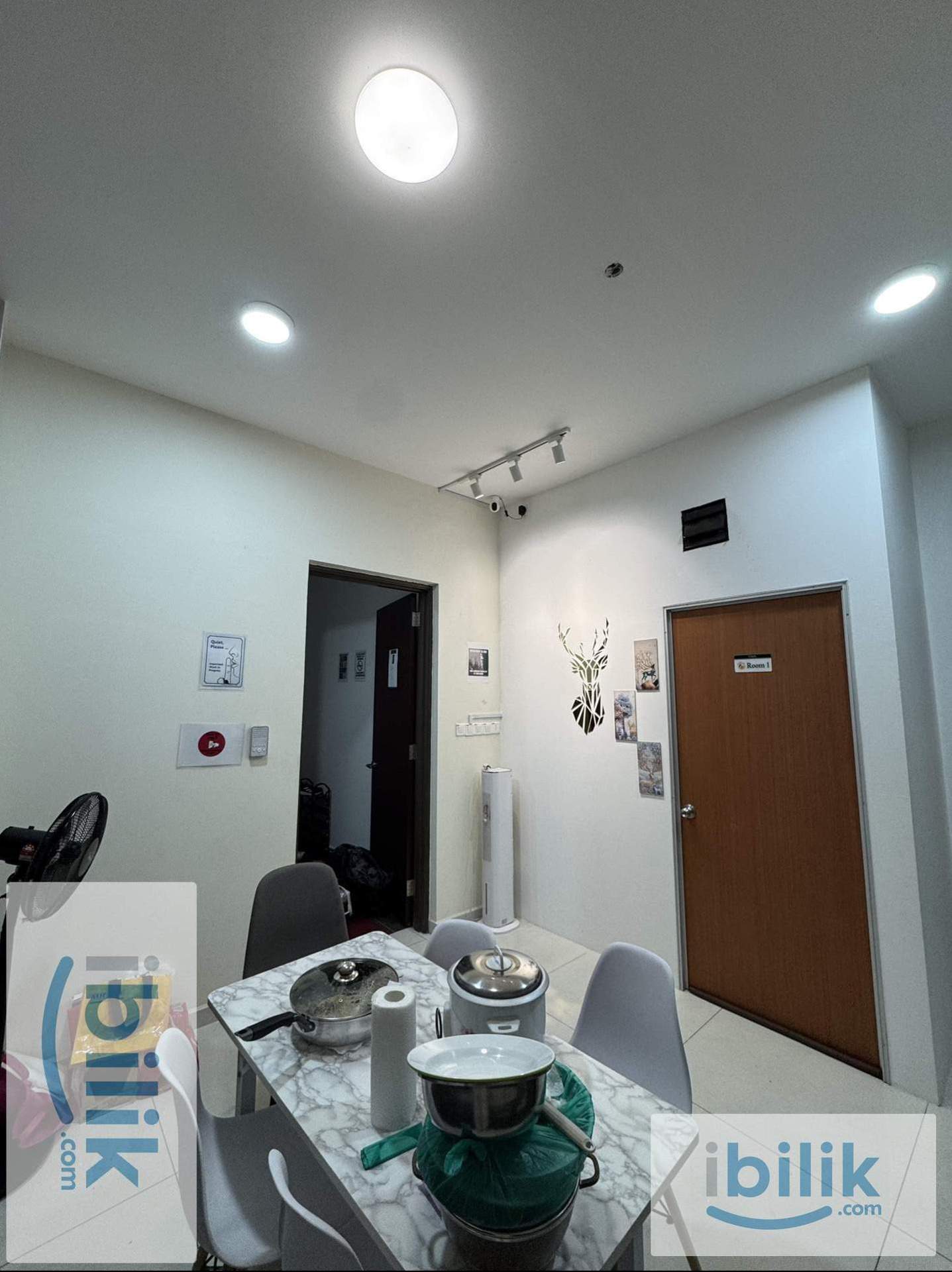 Move-In Ready Queen Room @ Country Garden JB | Clean, Comfortable & Convenient | RM950 - Image 6