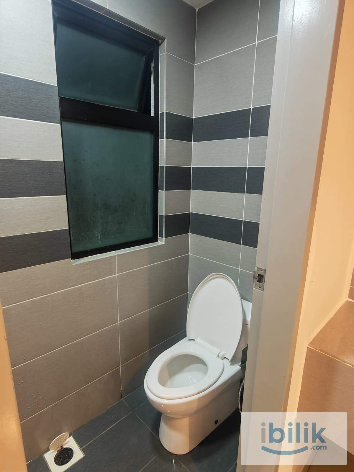 Masterbed Room Direct Owner | Near Masai / Pasir Gudang Highway | Prefer Male only - Image 4