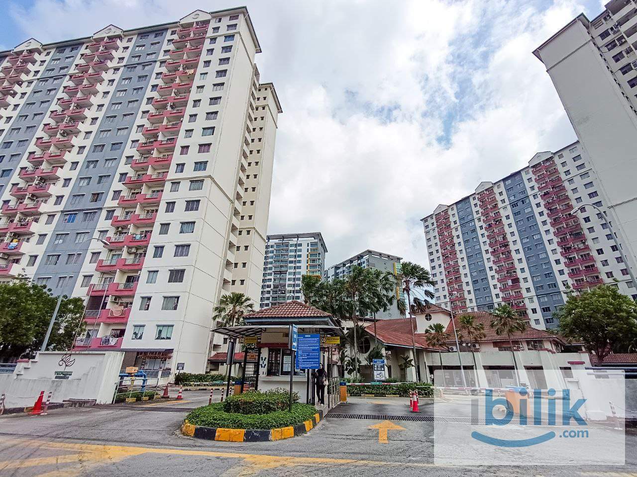 Single Room at MRT Taman Equine, Seri Kembangan - Image 7