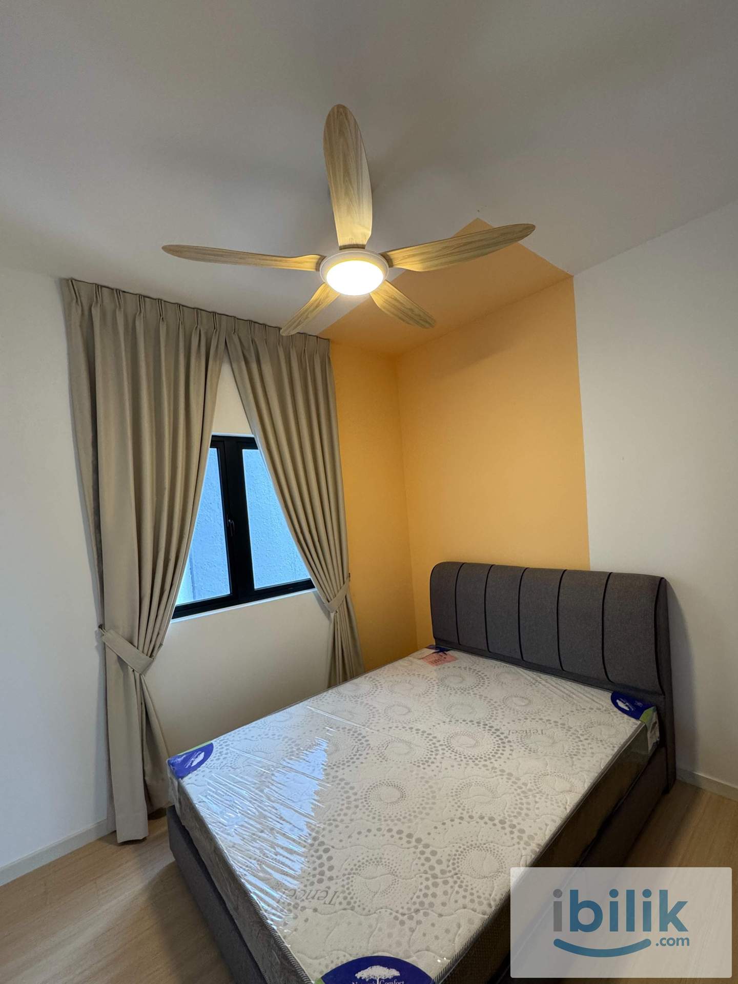 M Luna Rooms for Rent - Image 2