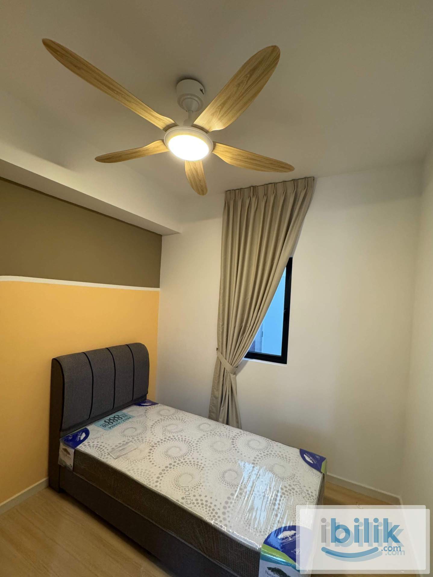 M Luna Rooms for Rent - Image 3