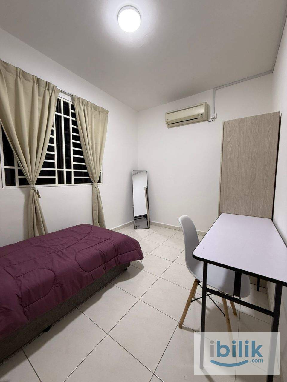 Cozy Small Room with Own Toilet for Rent at Taman Bukit Indah - Image 4