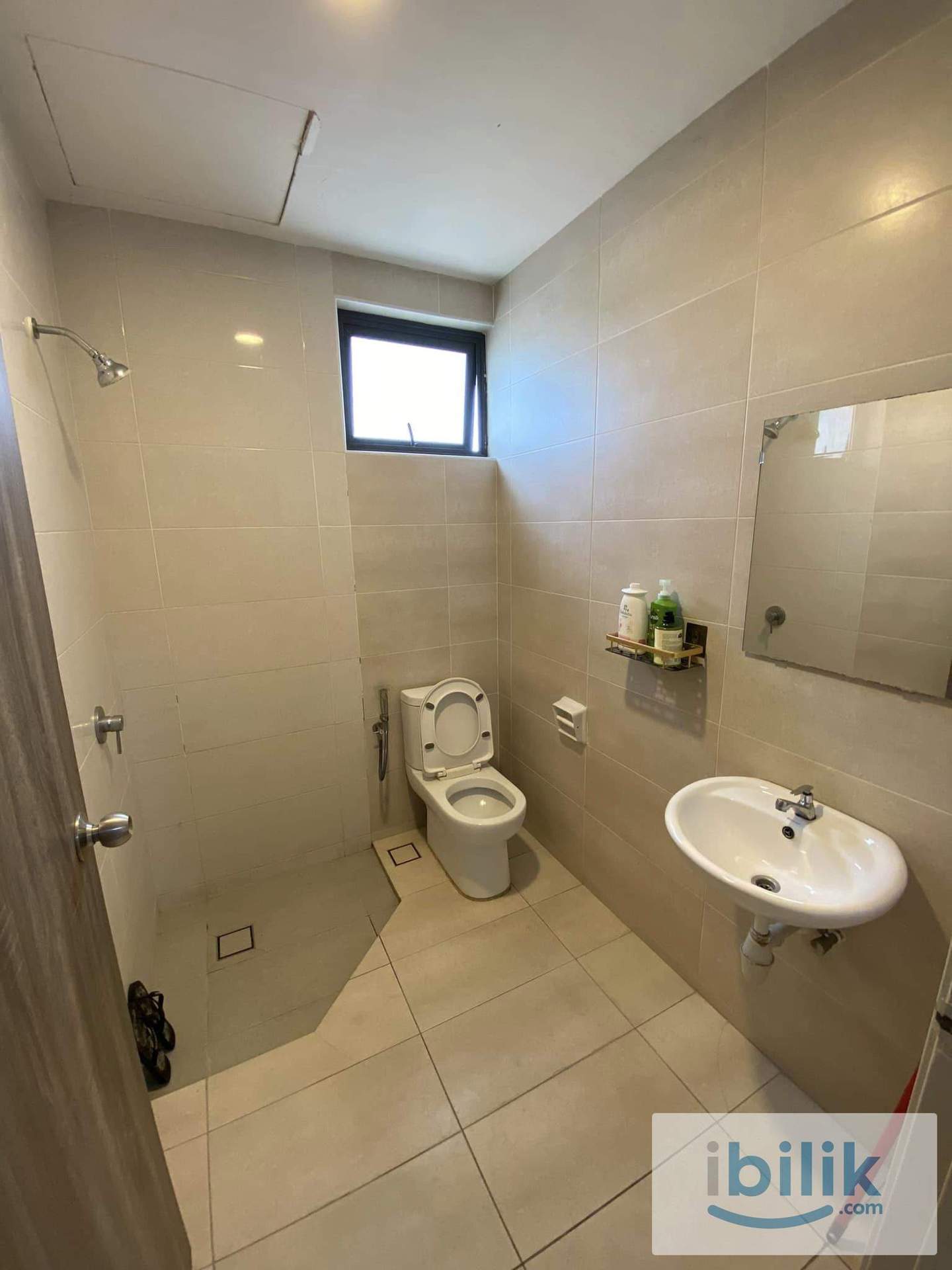 🏡 Balcony Single Room for Rent @ Prominence Condo, Perai - Image 4