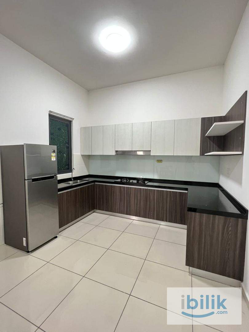 🏡 Balcony Single Room for Rent @ Prominence Condo, Perai - Image 5