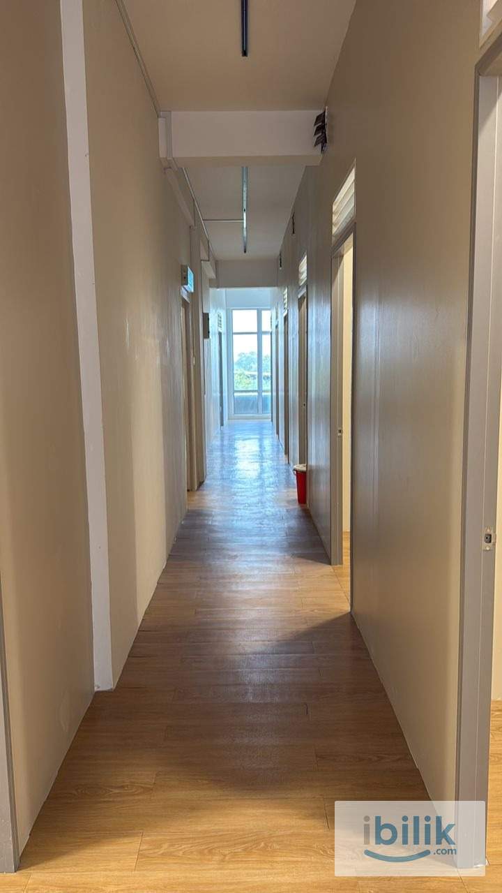 Single Room at Bandar Seri Alam, Masai - Image 2