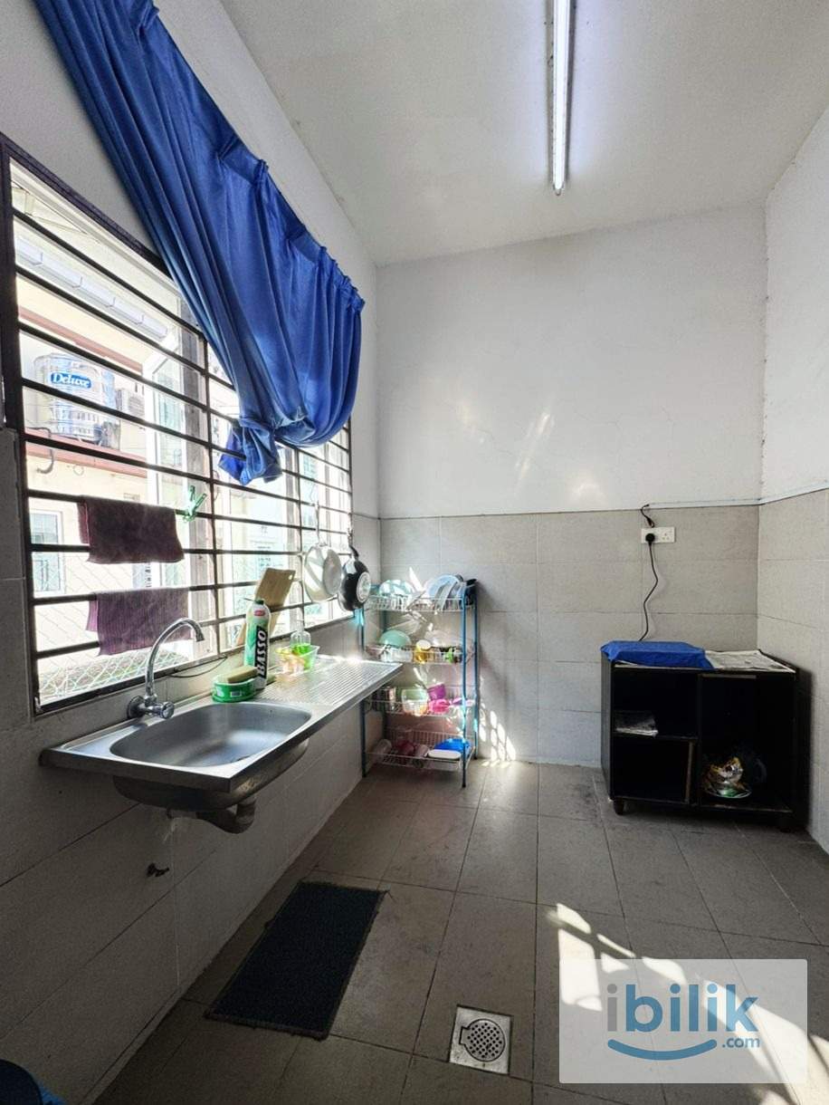 🏘️吧生中南区kerongsang, Bandar Puteri Klang. 私人中间房出租，有家具设备。 - Image 3