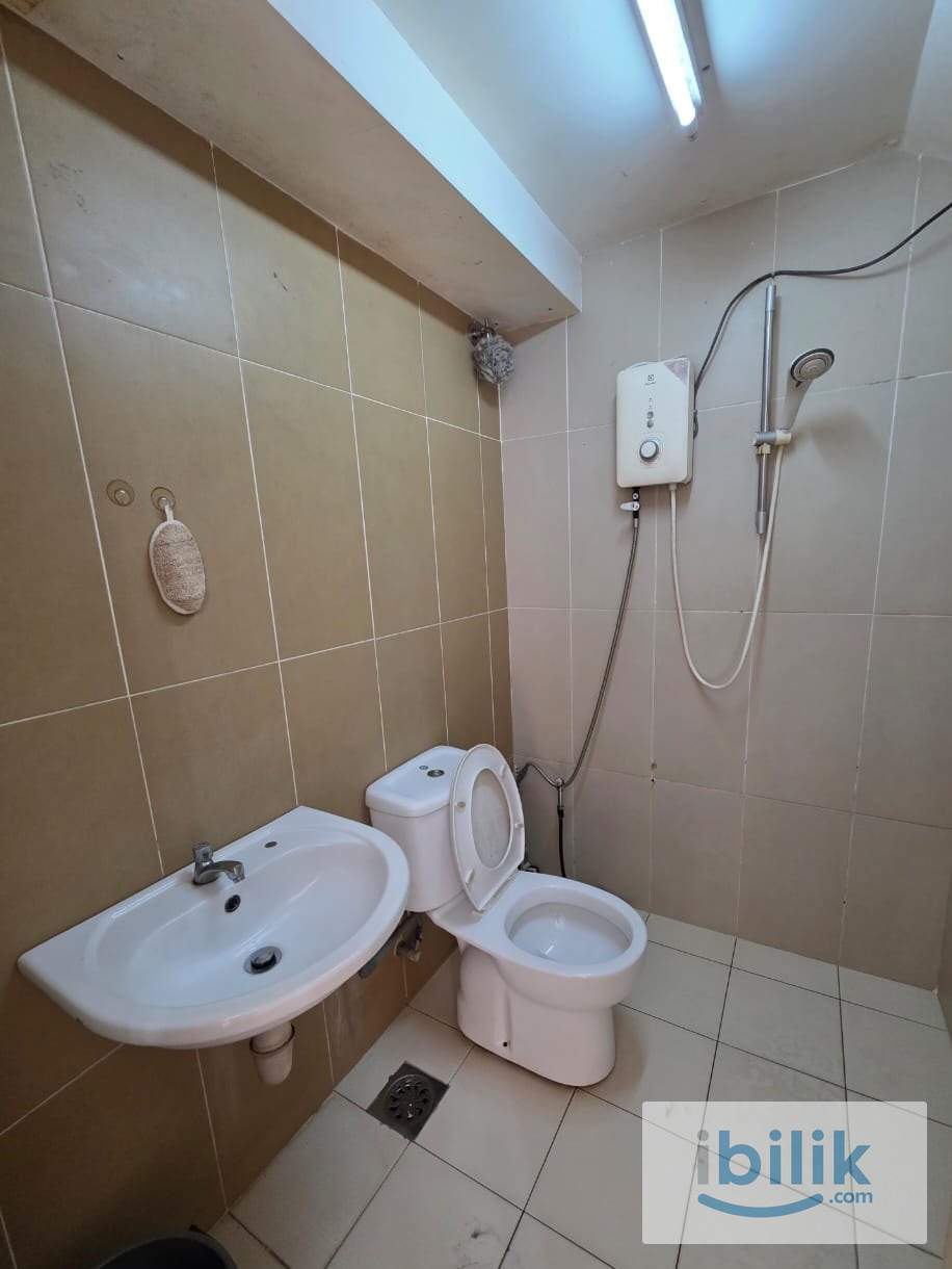 🏡🌈☁️A middle room in affordable price at Alam Impian, Shah Alam - Image 3