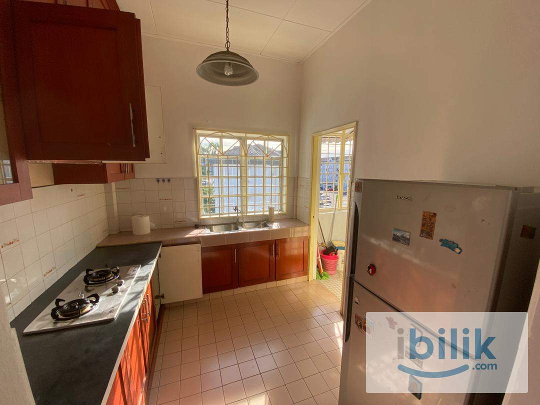 Rental Apartment with 3 Bedrooms in Jalan SS 19/3A, Malaysia - Image 8