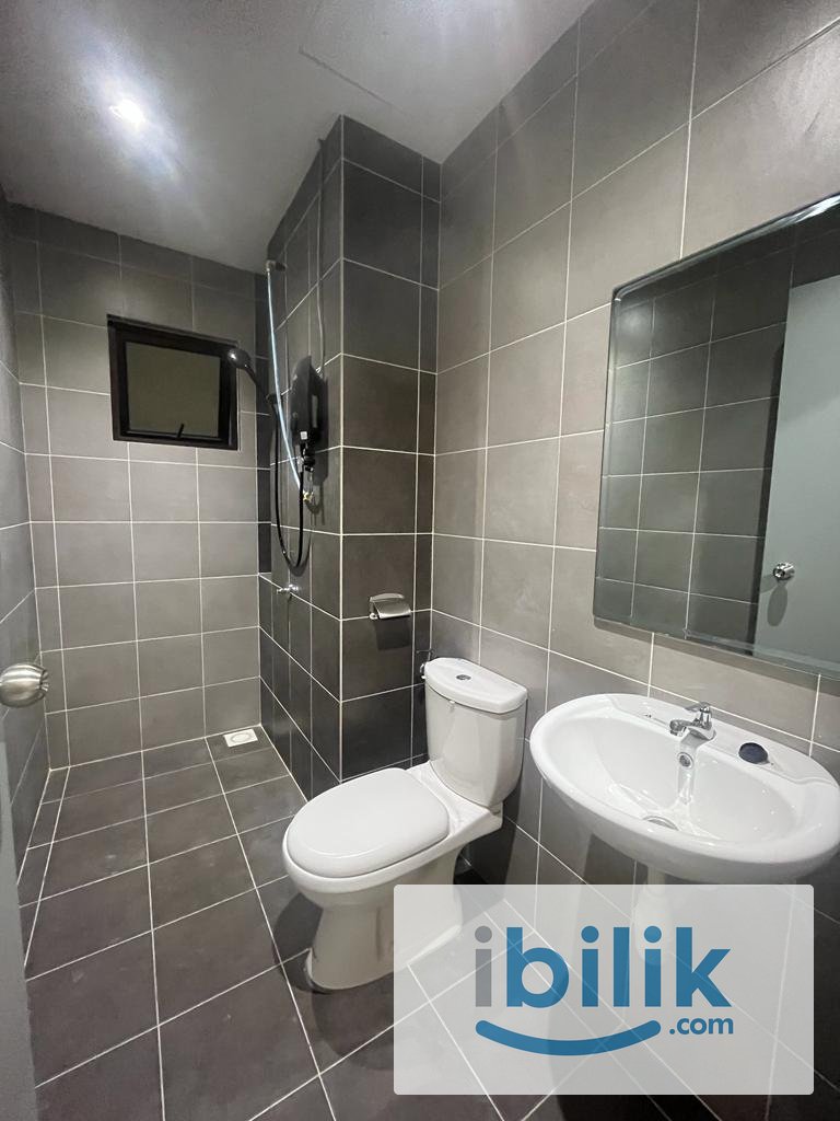 Middle Room(Fully Furnished) @ Netizen Residence, Bandar Tun Hussein Onn. - Image 4