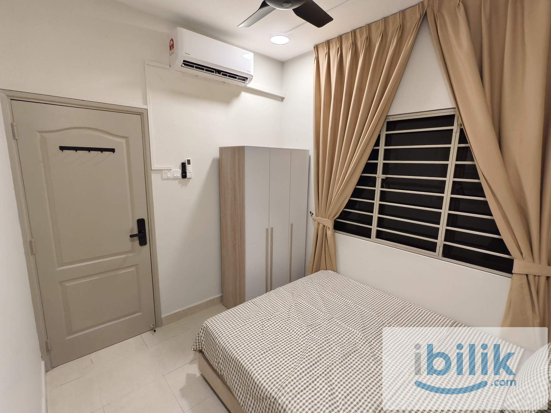 Middle Room(Fully Furnished) at Pelangi Utama, Bandar Utama. - Image 3