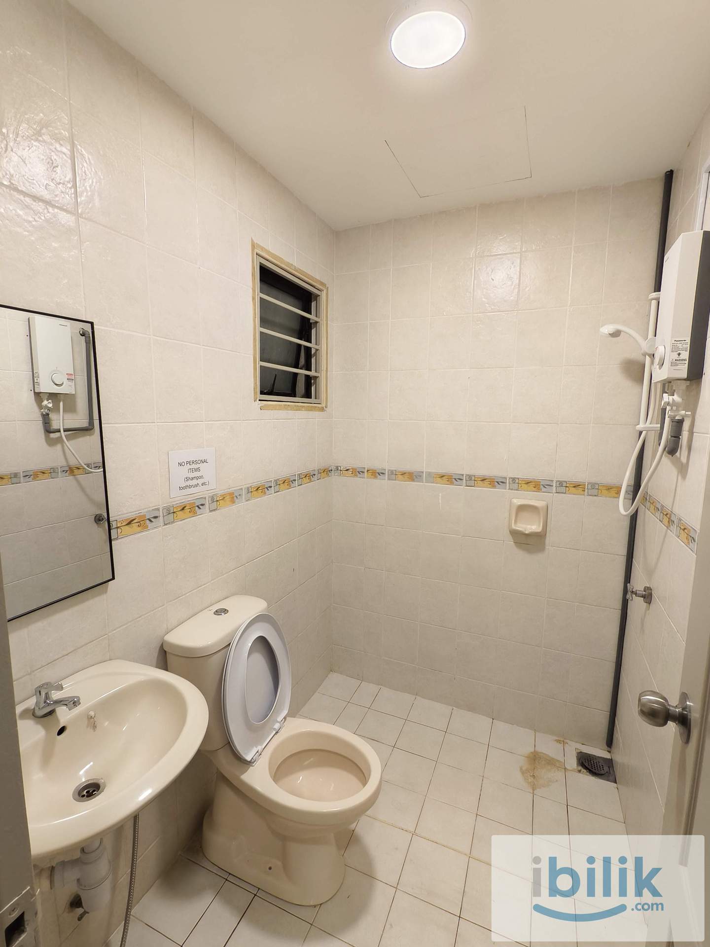 Middle Room(Fully Furnished) at Pelangi Utama, Bandar Utama. - Image 4