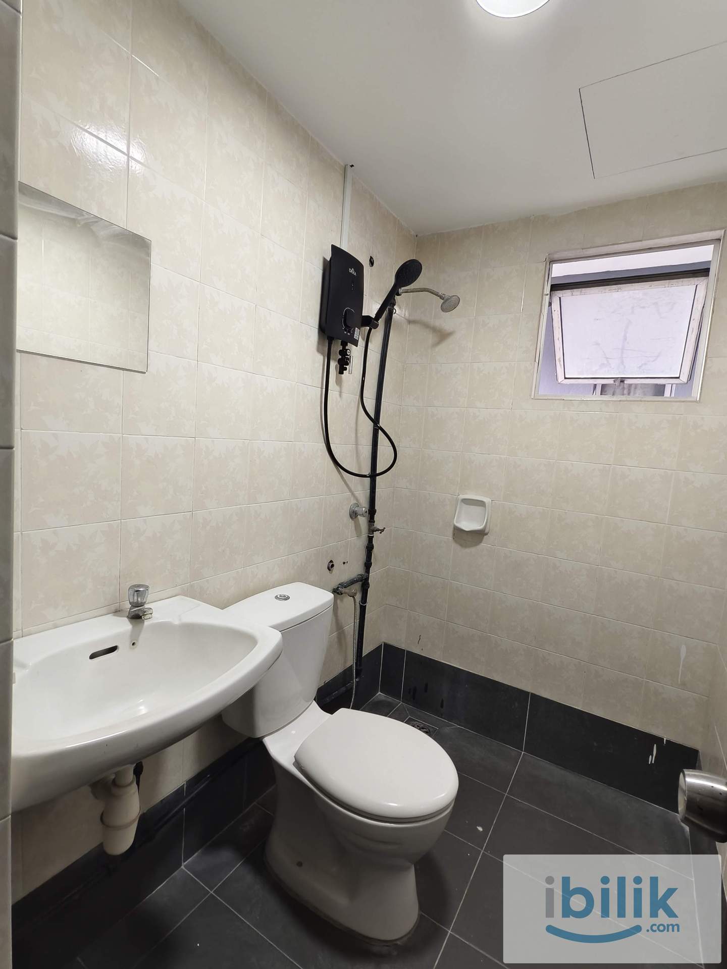 [Female unit] Single Room(Fully Furnished) at D'Aman Crimson, Ara Damansara - Image 4
