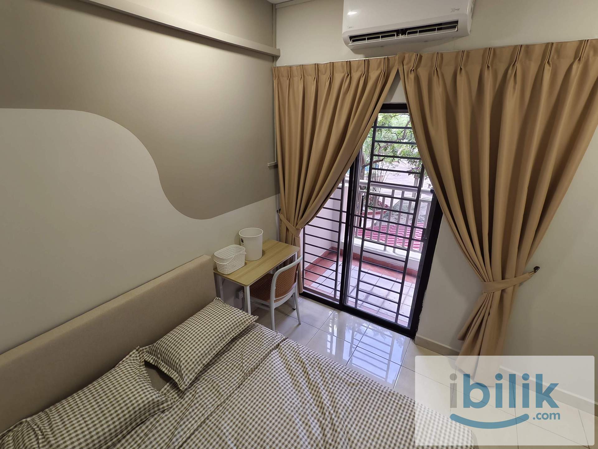 Middle Room(Fully Furnished) at Pelangi Utama, Bandar Utama. - Image 1