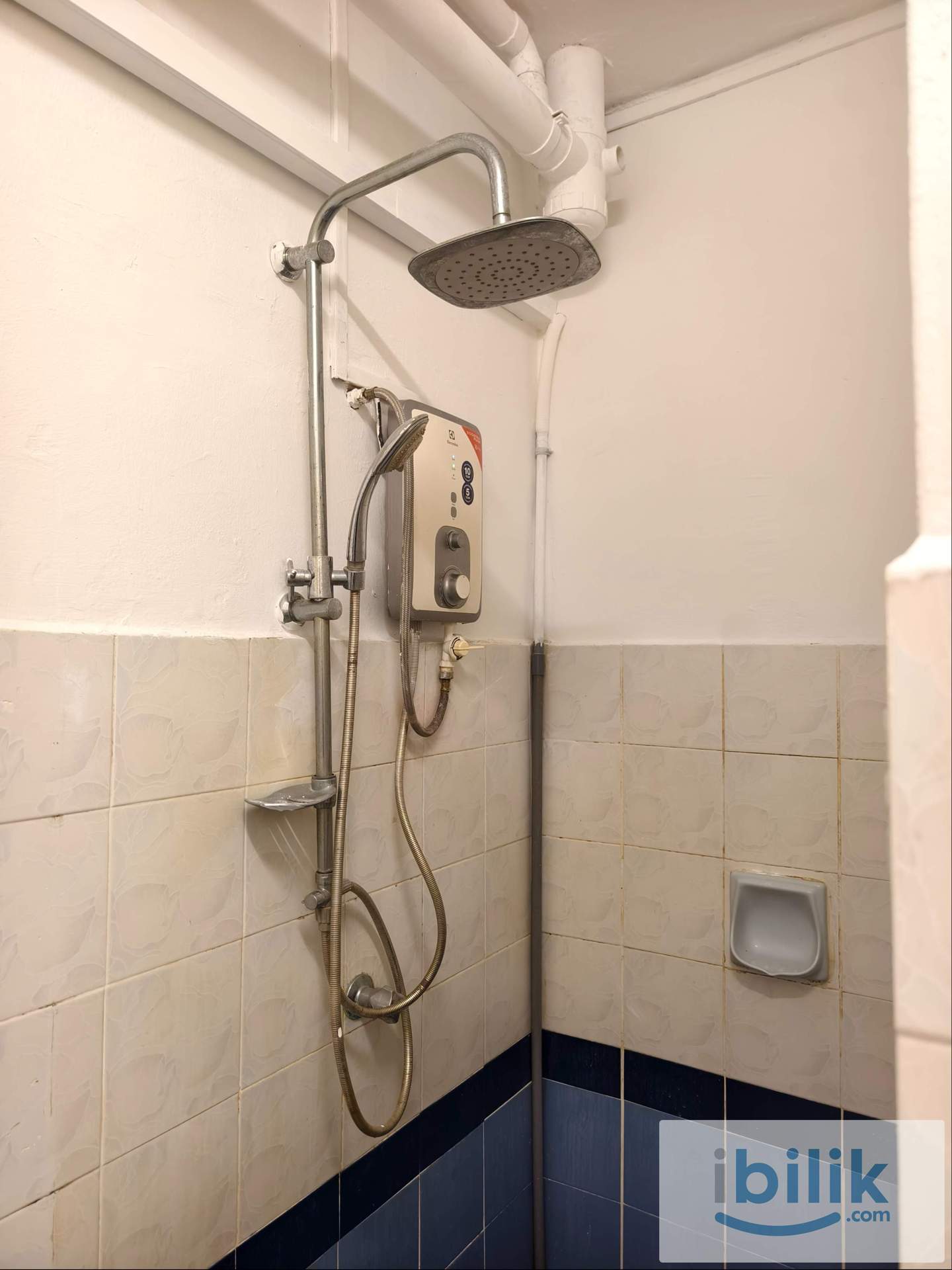 Middle Room(Fully Furnished) at Danau Impian Condominium, Taman Desa, Kuala Lumpur. - Image 8