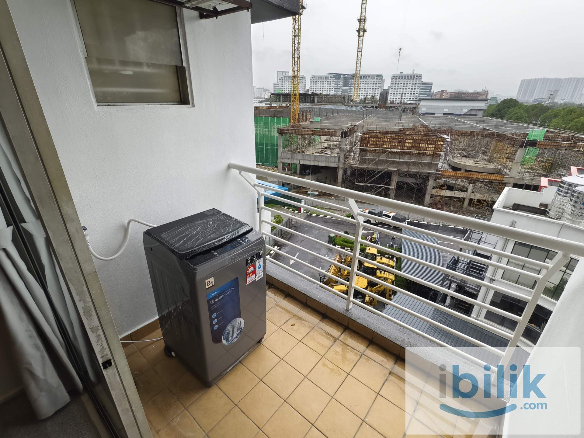 Studio Room(2-Bedroom)(Fully Furnished) at Warisan Cityview (opposite Sunway Velocity & MRT), Kuala Lumpur. - Image 9