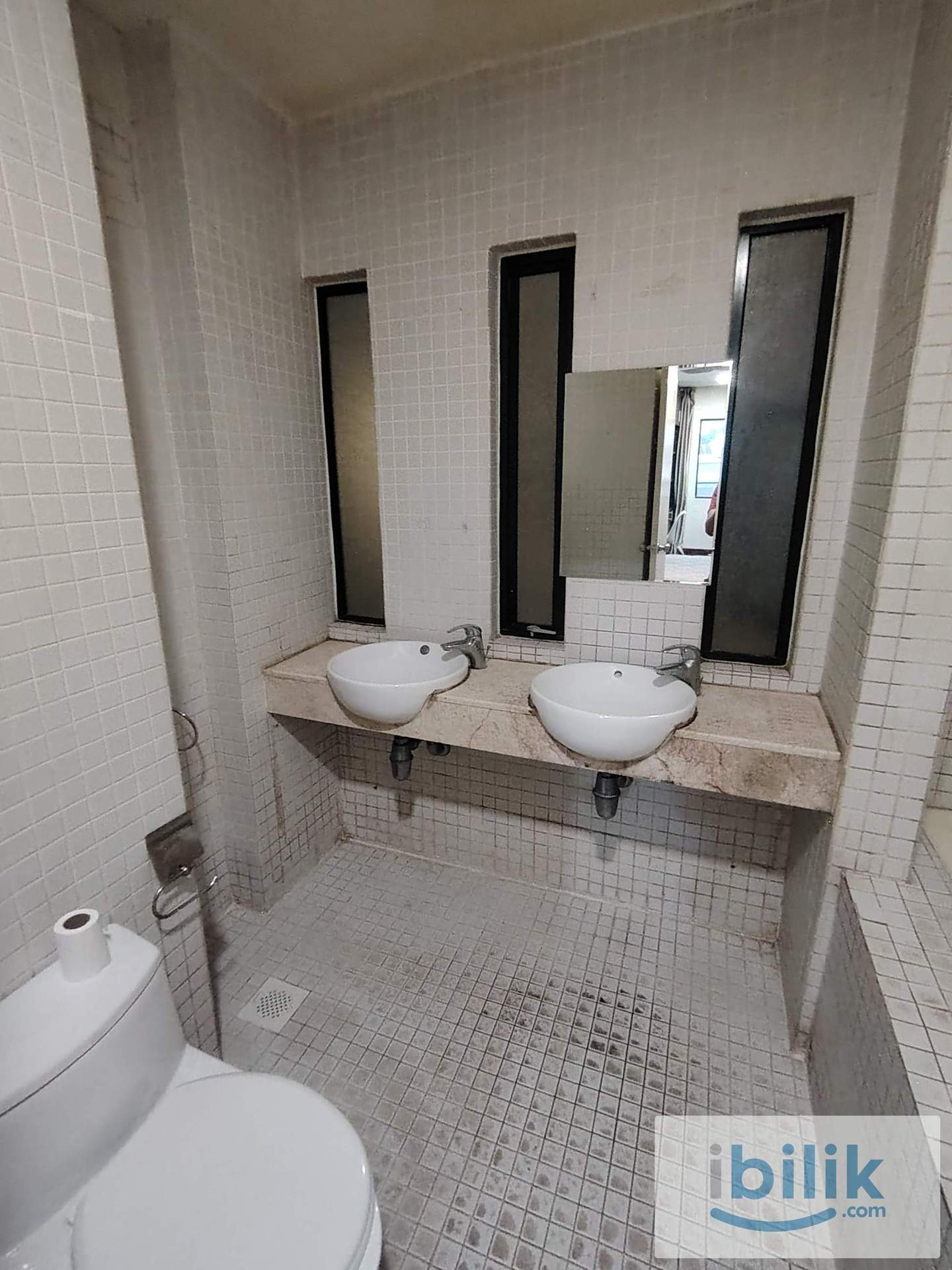 [Female unit] Master Room(Fully Furnished) at 10 Semantan, Damansara Heights  - Image 3