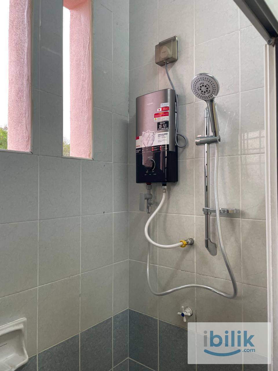 Master room and middle room with private bathroom at Sri Klebang, 31200 Chemor, Perak - Image 9