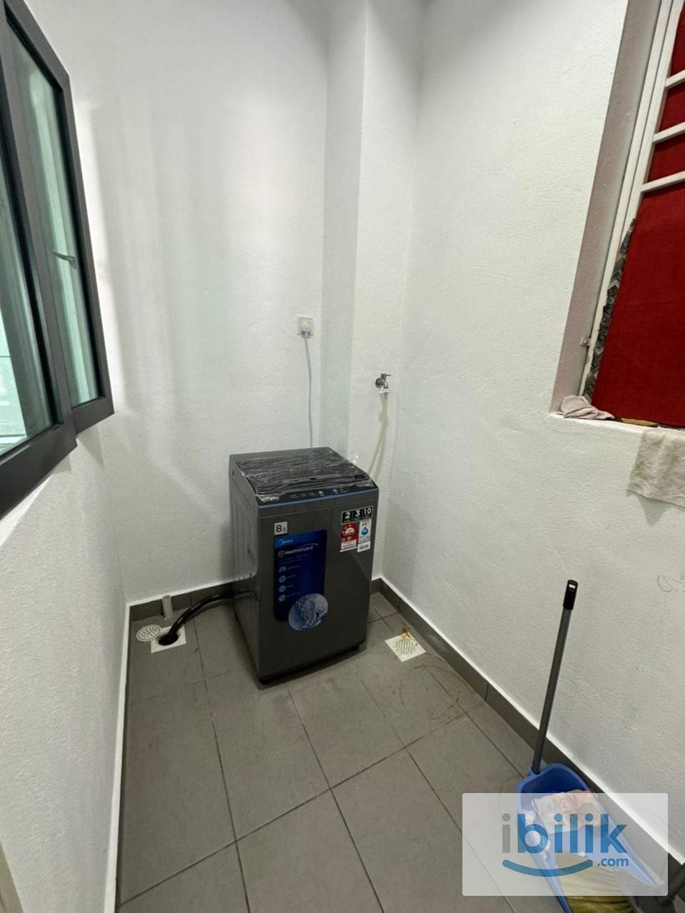Parkhil Residence Room For Rent - Image 4
