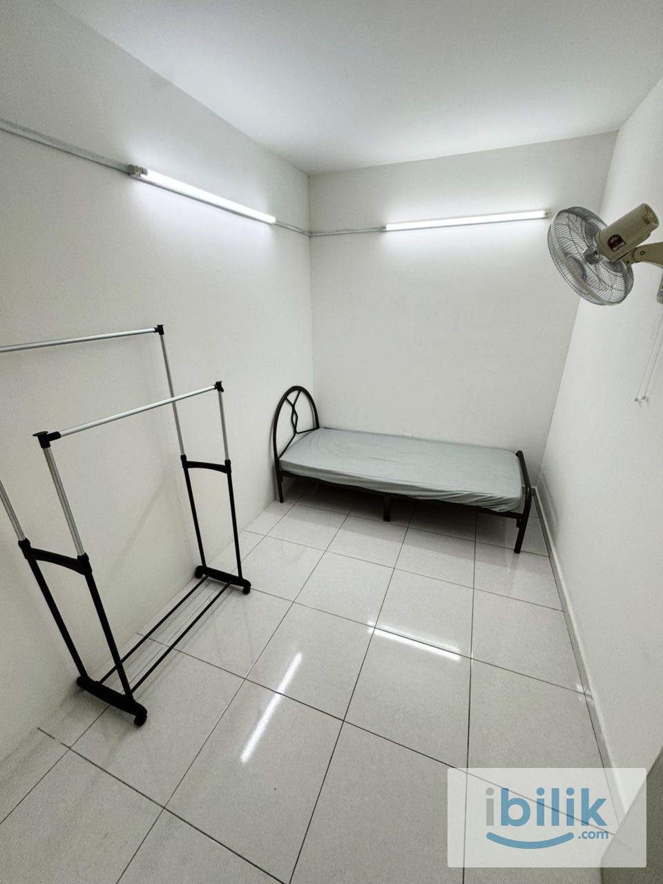 Room Rent AT Jenjarom  📍🛍️😍Zero Deposit Apply🥳Urgent Move In🚩Promotion Period💥 - Image 2