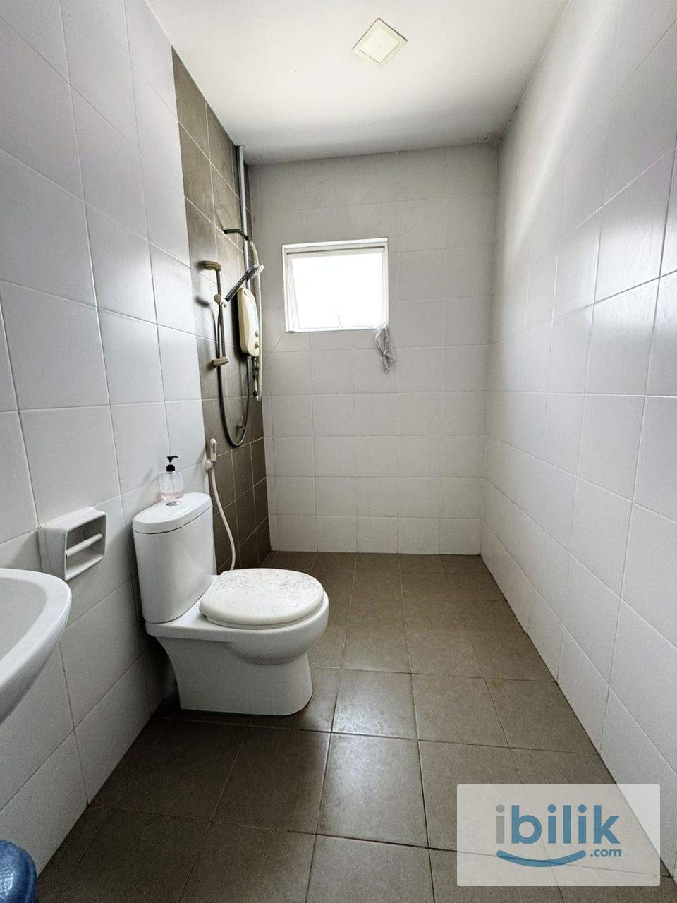 Room Rent AT Jenjarom  📍🛍️😍Zero Deposit Apply🥳Urgent Move In🚩Promotion Period💥 - Image 5