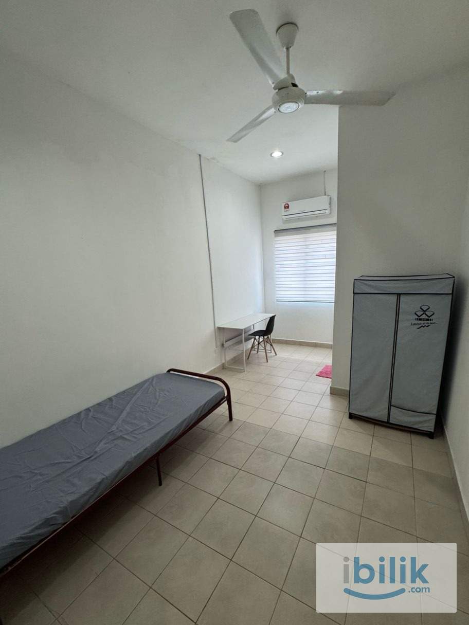 🎇Middle Room For Rent At Setia Alam🎇Nearby,Setia City Mall,Sunsuria Forum,Klang Sentral,Setia Taipan,Meru,Kapar,NIH - Image 1